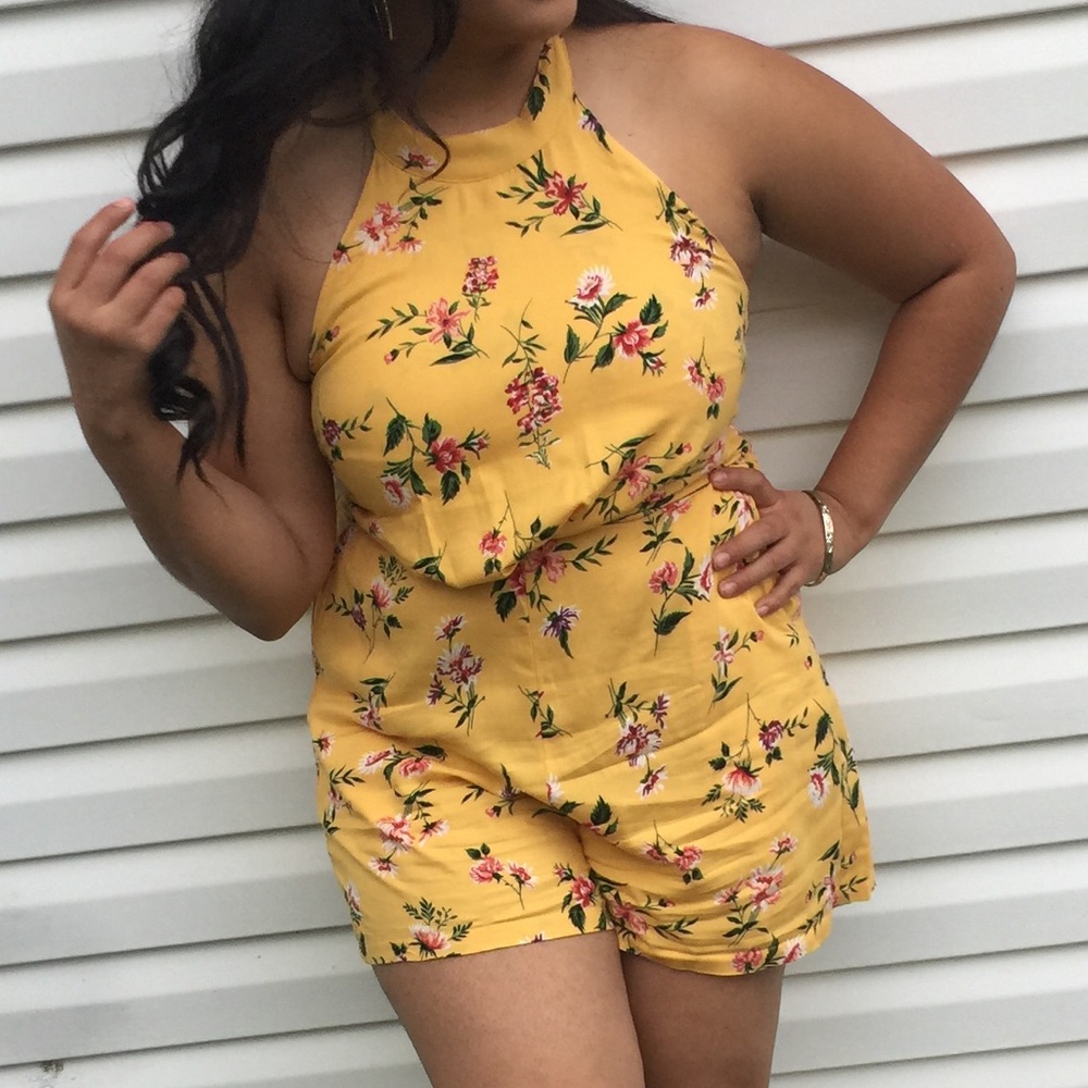 Yellow romper w/roses